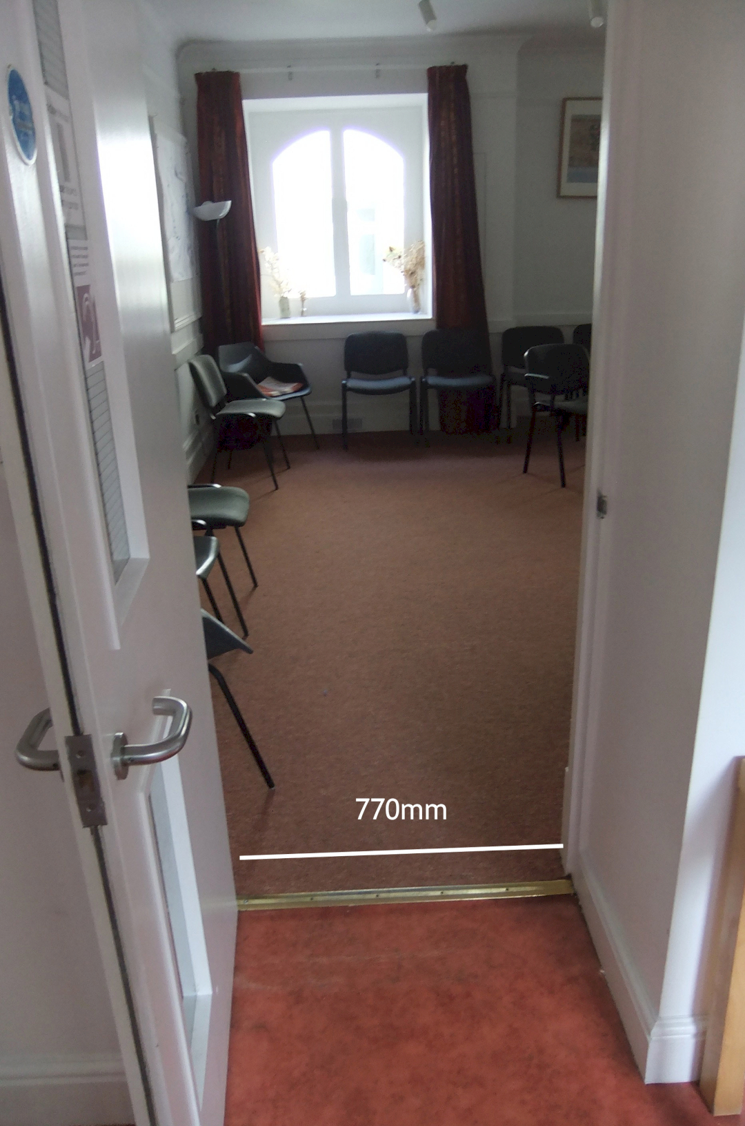Door into main meeting room with 770mm opening width